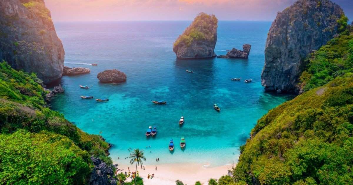 Best Places to Visit in Thailand with Friends